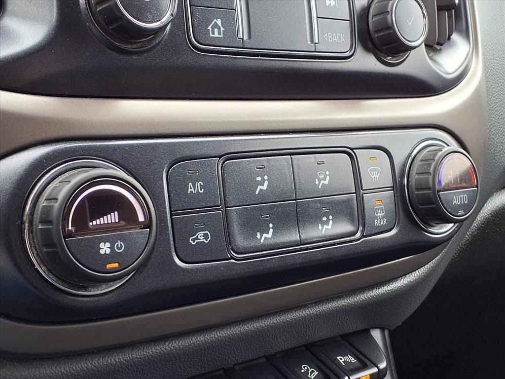 Thumbnail: 2019 Chevrolet Colorado - 27