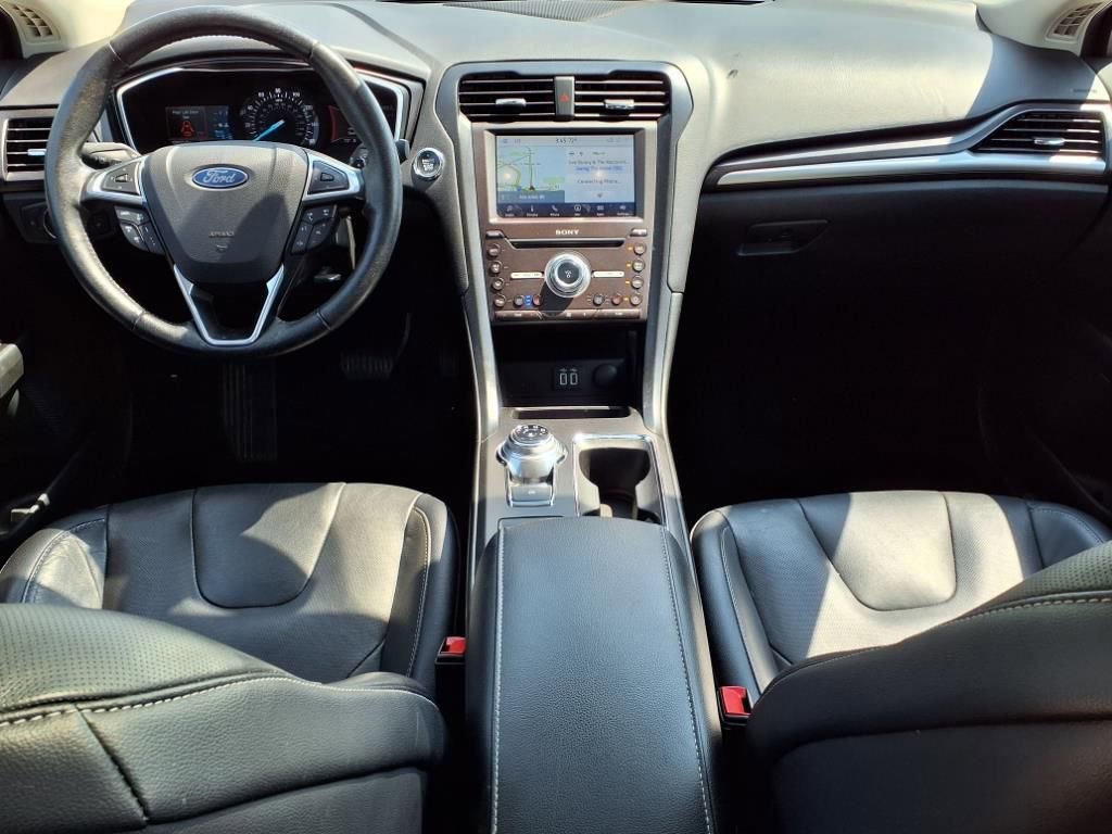 2020 Ford Fusion Titanium 11