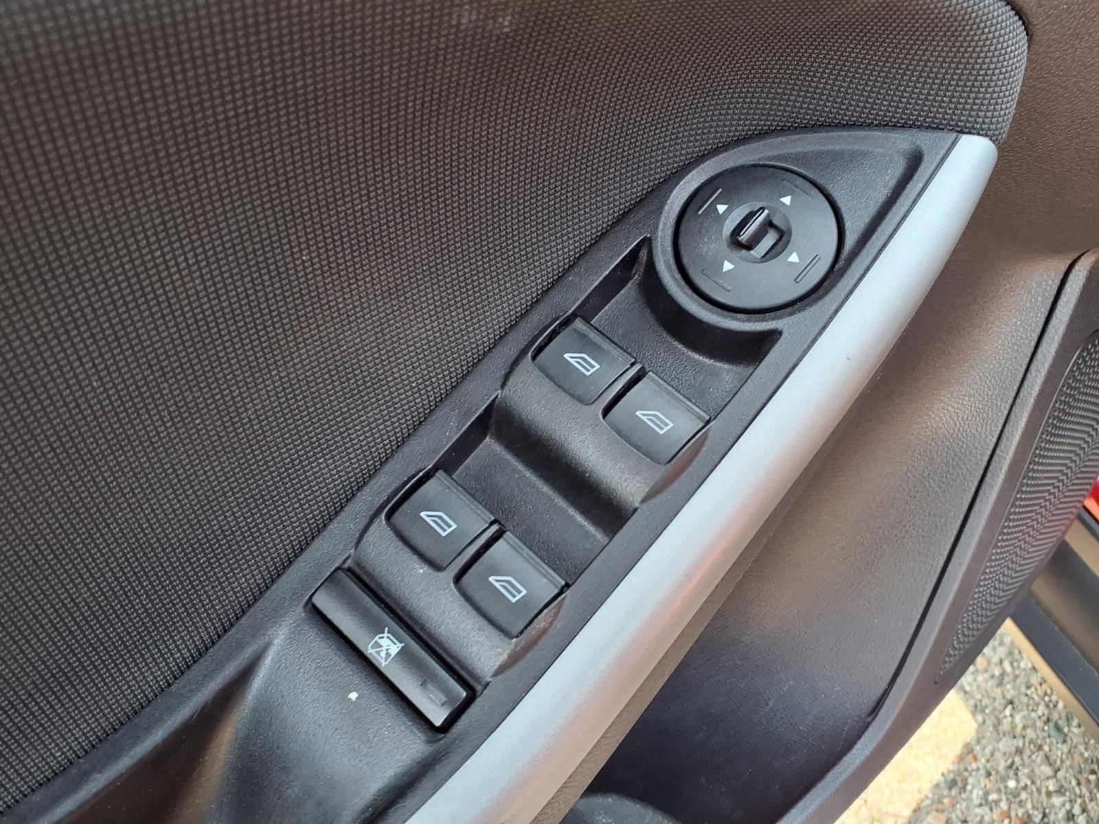 Thumbnail: 2014 Ford Focus - 15