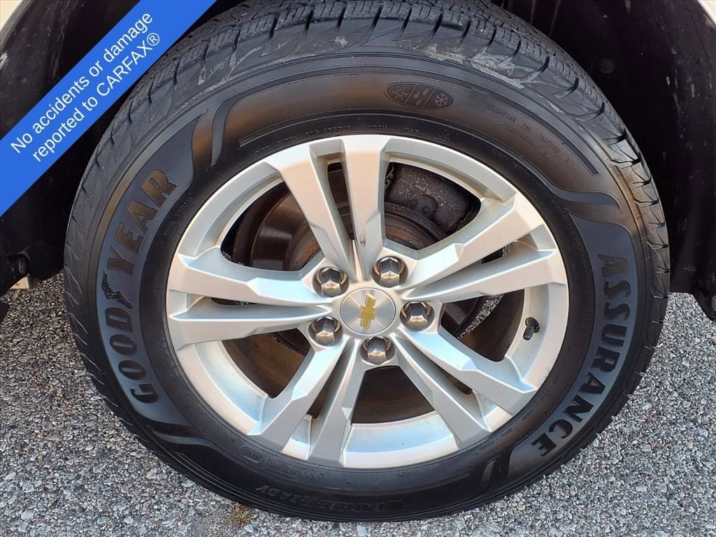 Thumbnail: 2012 Chevrolet Equinox - 10