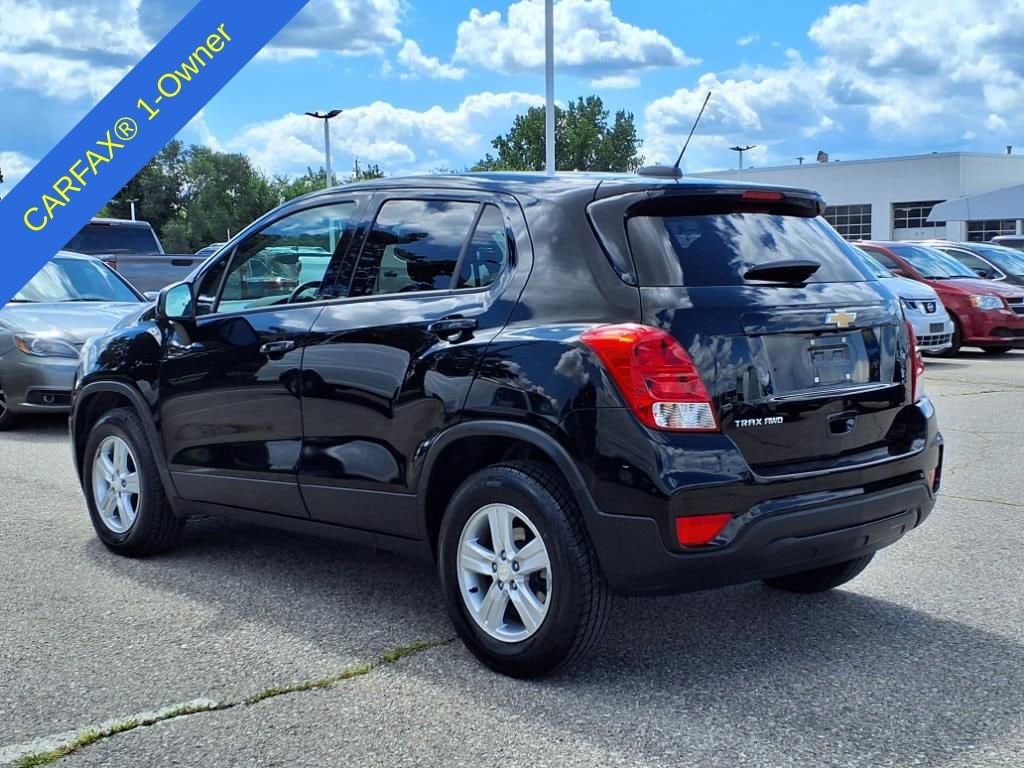 Thumbnail: 2021 Chevrolet Trax - 8