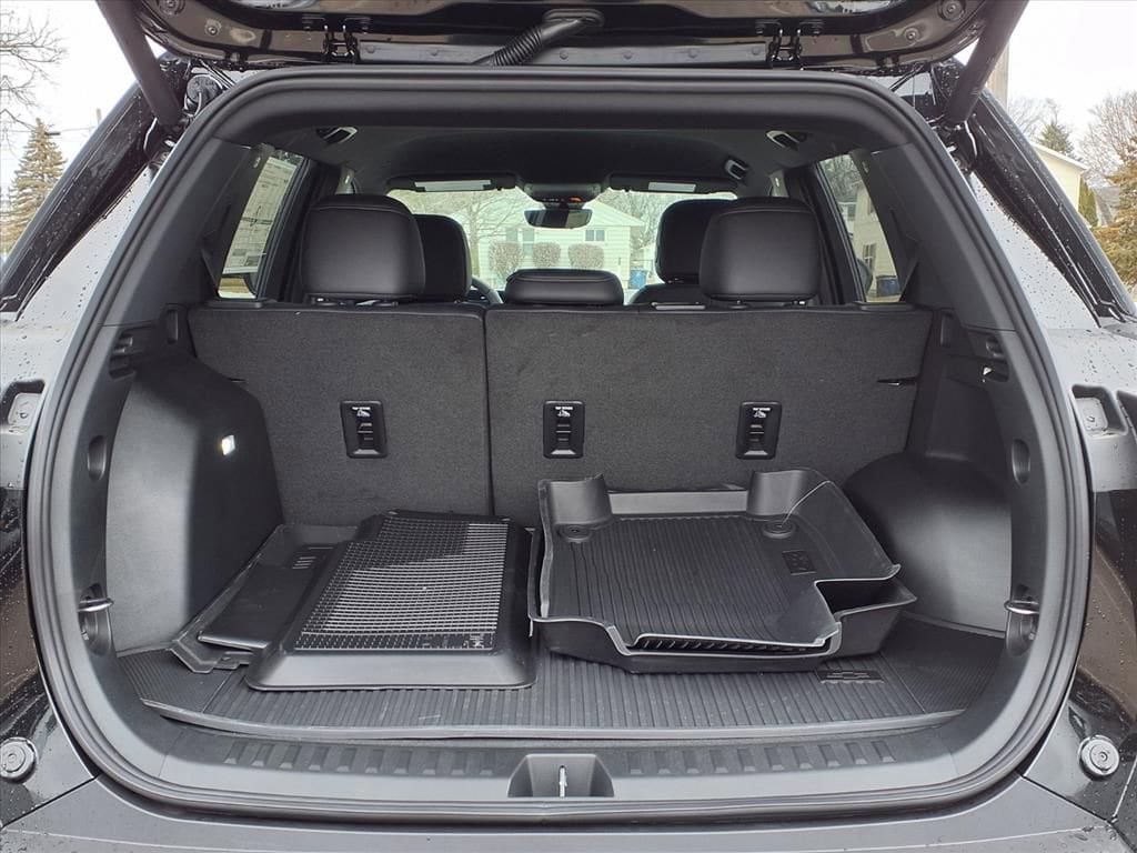 Thumbnail: 2026 Chevrolet Equinox - 8