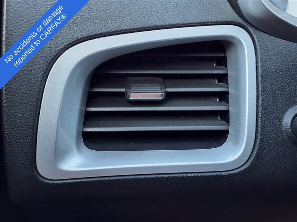 Thumbnail: 2012 Chevrolet Equinox - 27