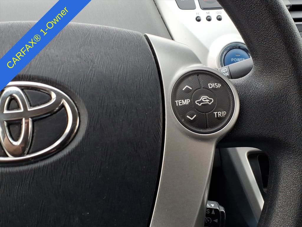 Thumbnail: 2014 Toyota Prius v - 29