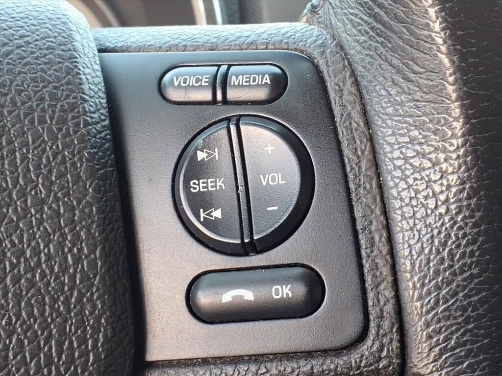 Thumbnail: 2010 Ford Explorer - 22