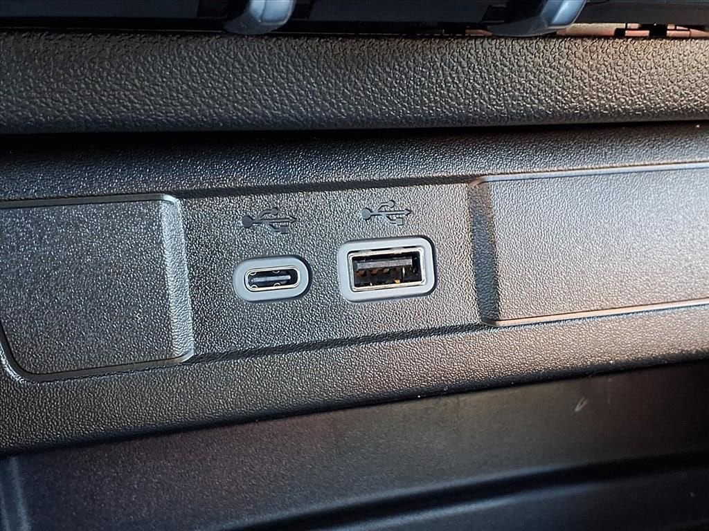 Thumbnail: 2026 Chevrolet Colorado - 21