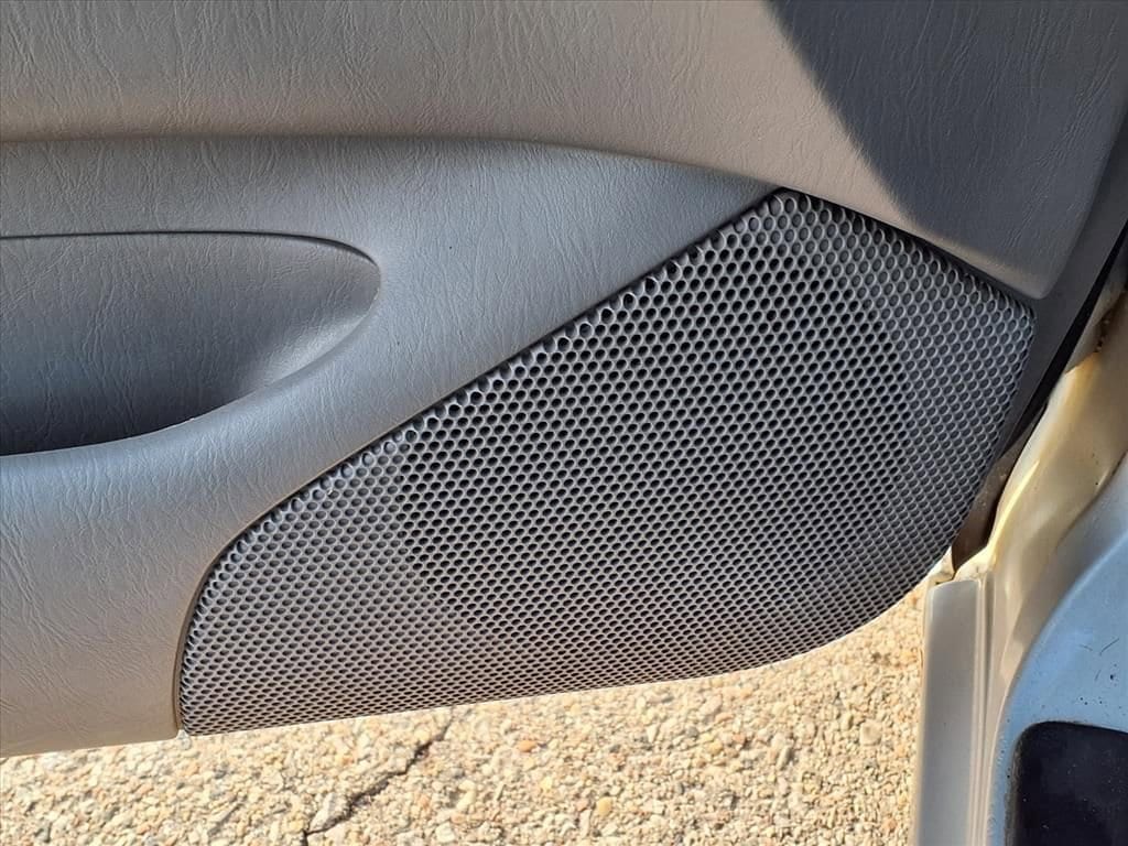 Thumbnail: 2005 Toyota Corolla - 14