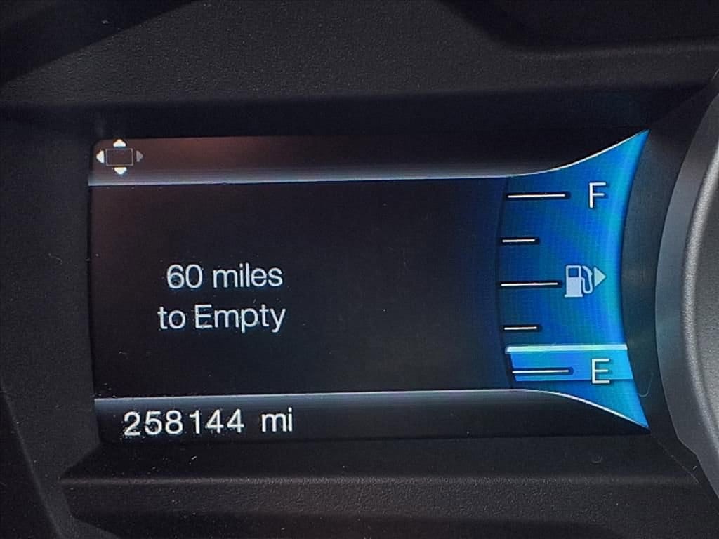 Thumbnail: 2014 Ford Explorer - 18