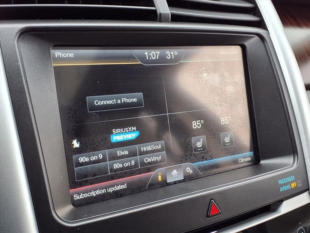 Thumbnail: 2012 Ford Edge - 22