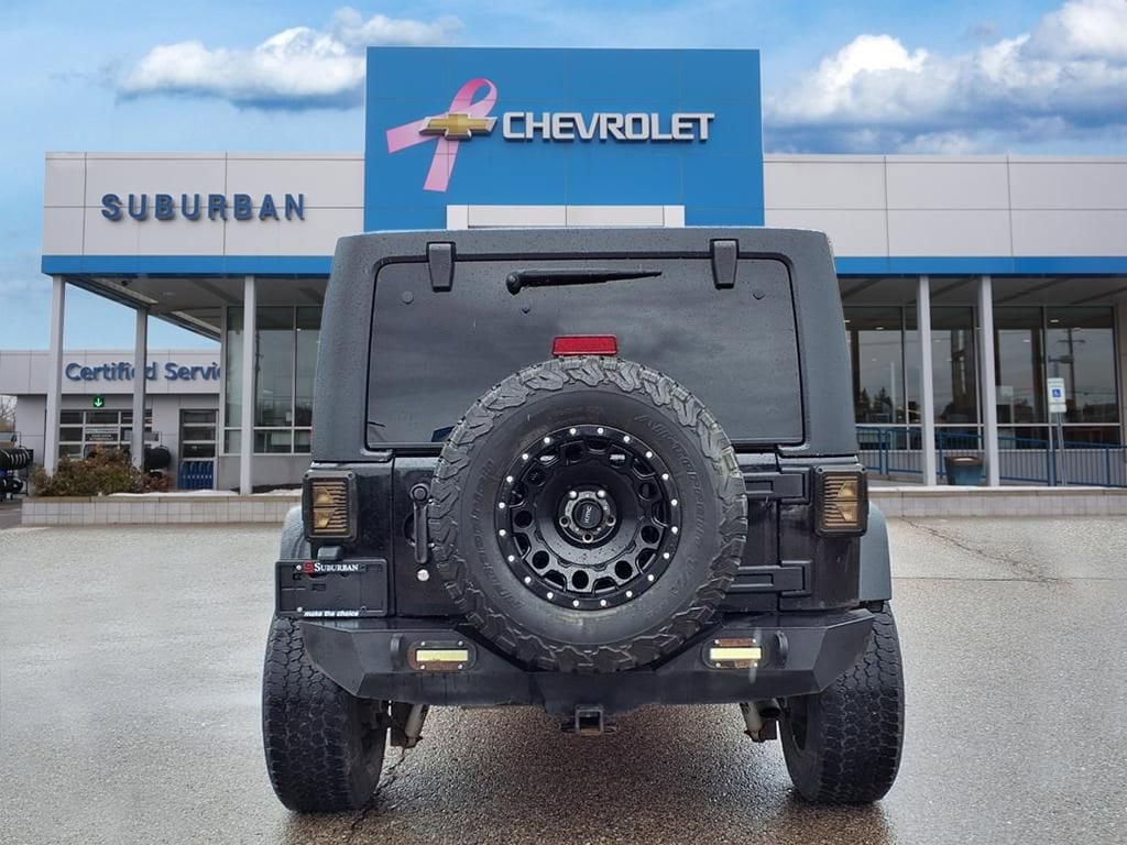 Thumbnail: 2013 Jeep Wrangler - 6
