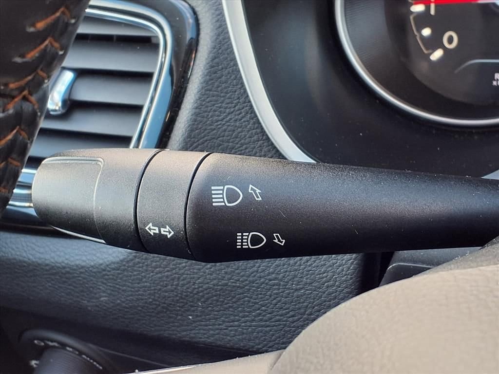 Thumbnail: 2020 Jeep Compass - 21