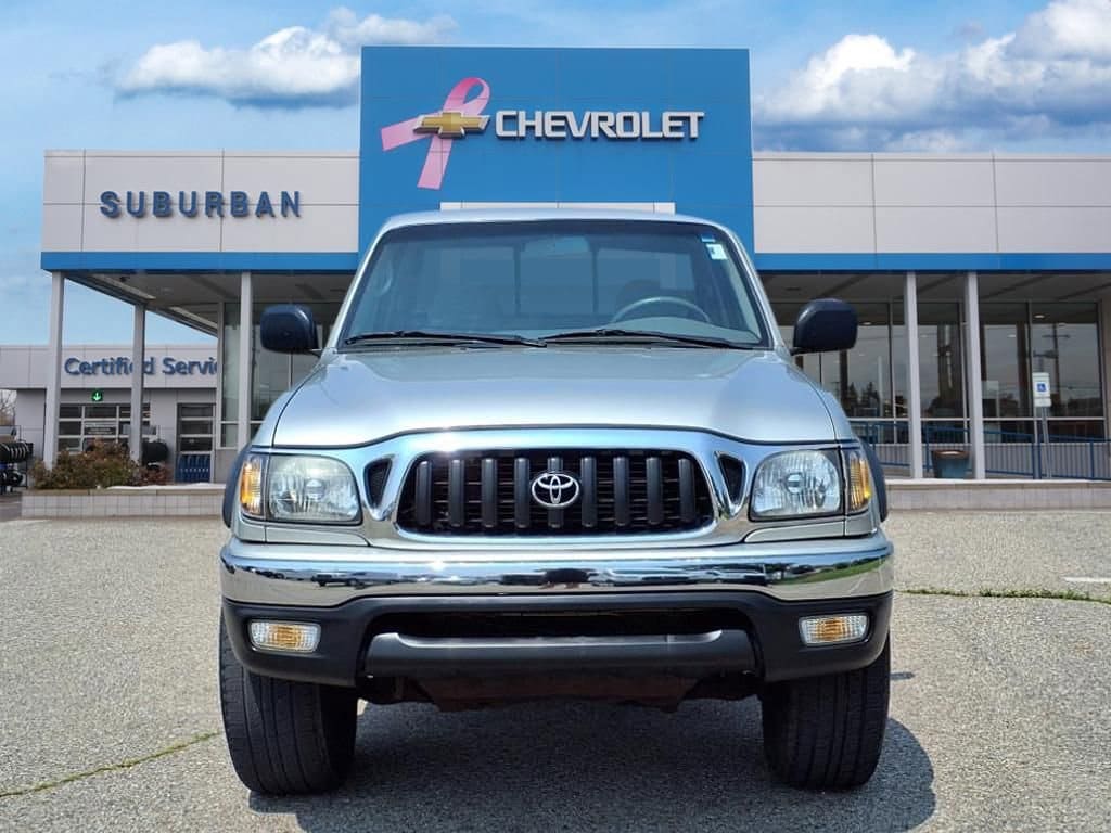 Thumbnail: 2001 Toyota Tacoma - 2