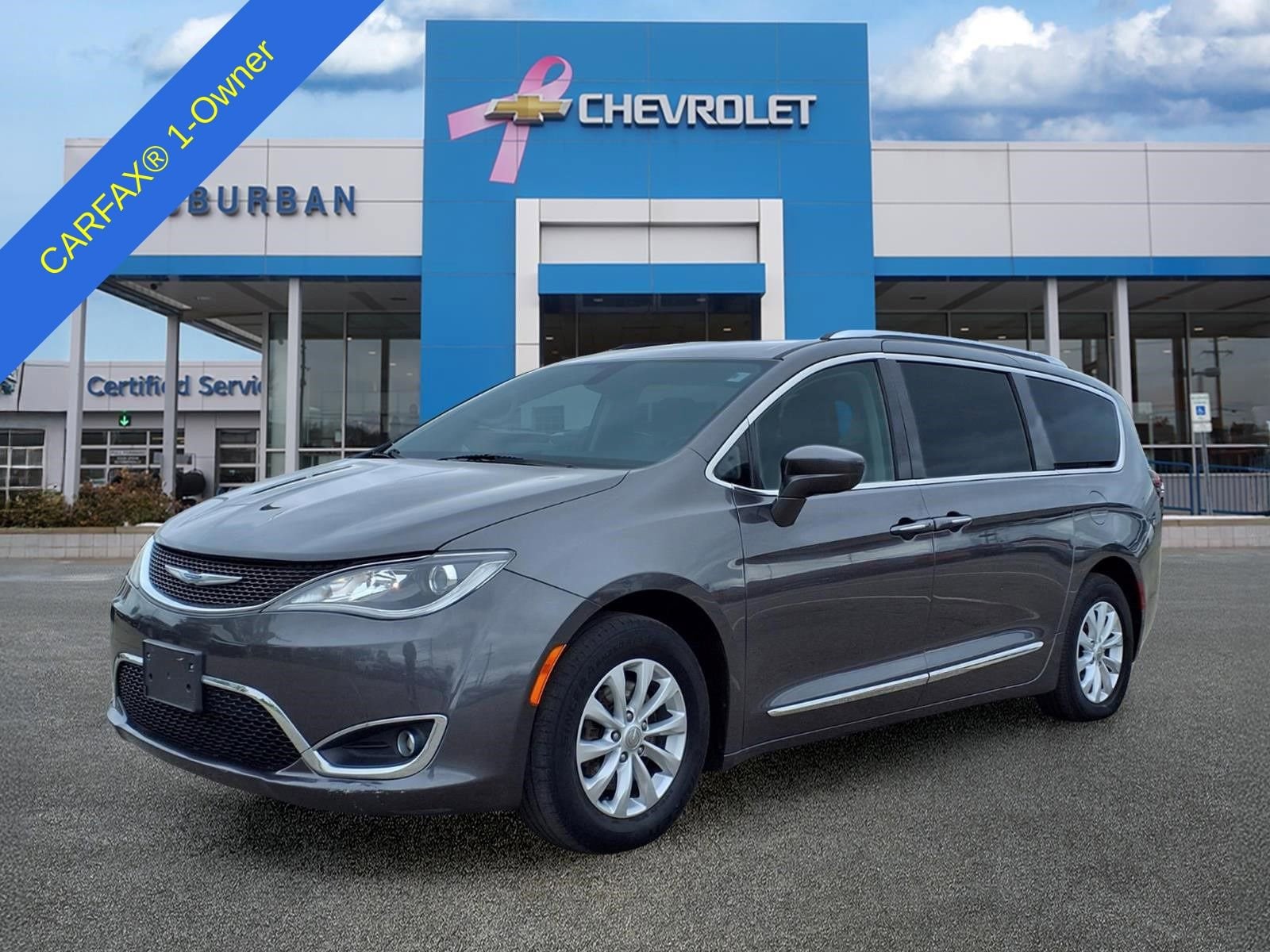2018 Chrysler Pacifica Touring L's photo