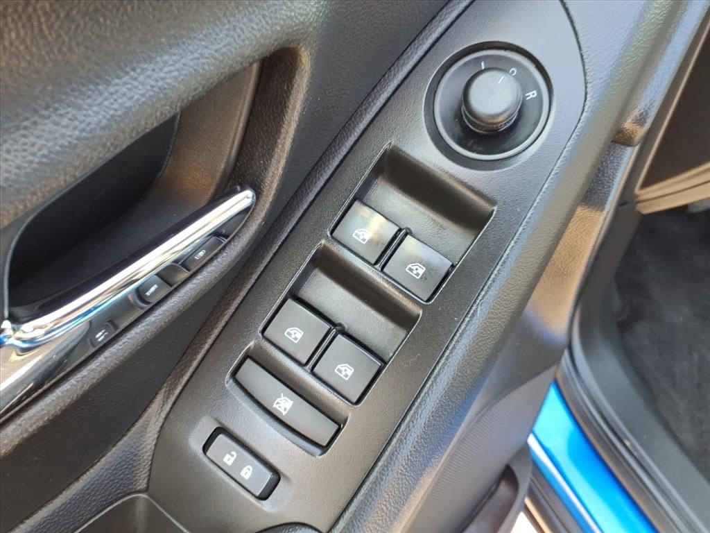 Thumbnail: 2016 Chevrolet Trax - 14