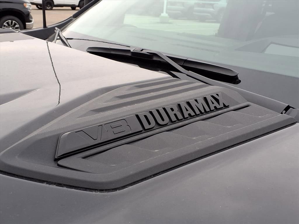 Thumbnail: 2026 Chevrolet Silverado 2500 - 9