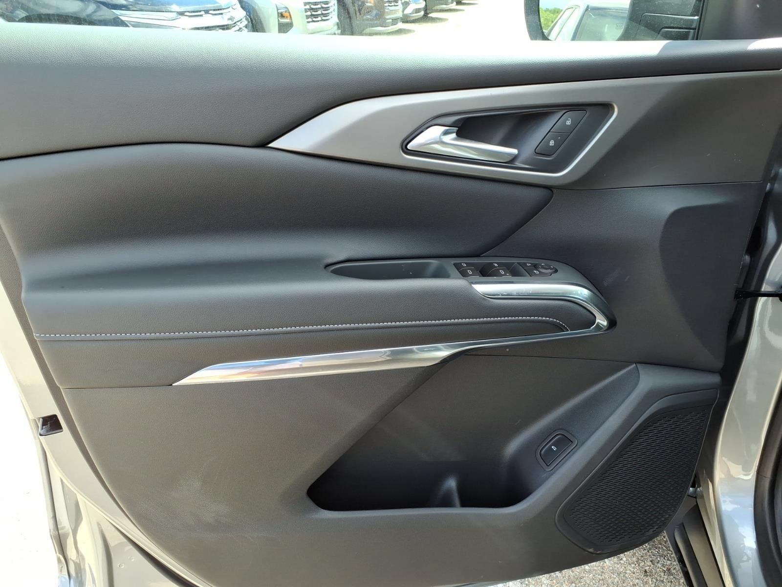2026 Chevrolet Traverse LT - Photo 12