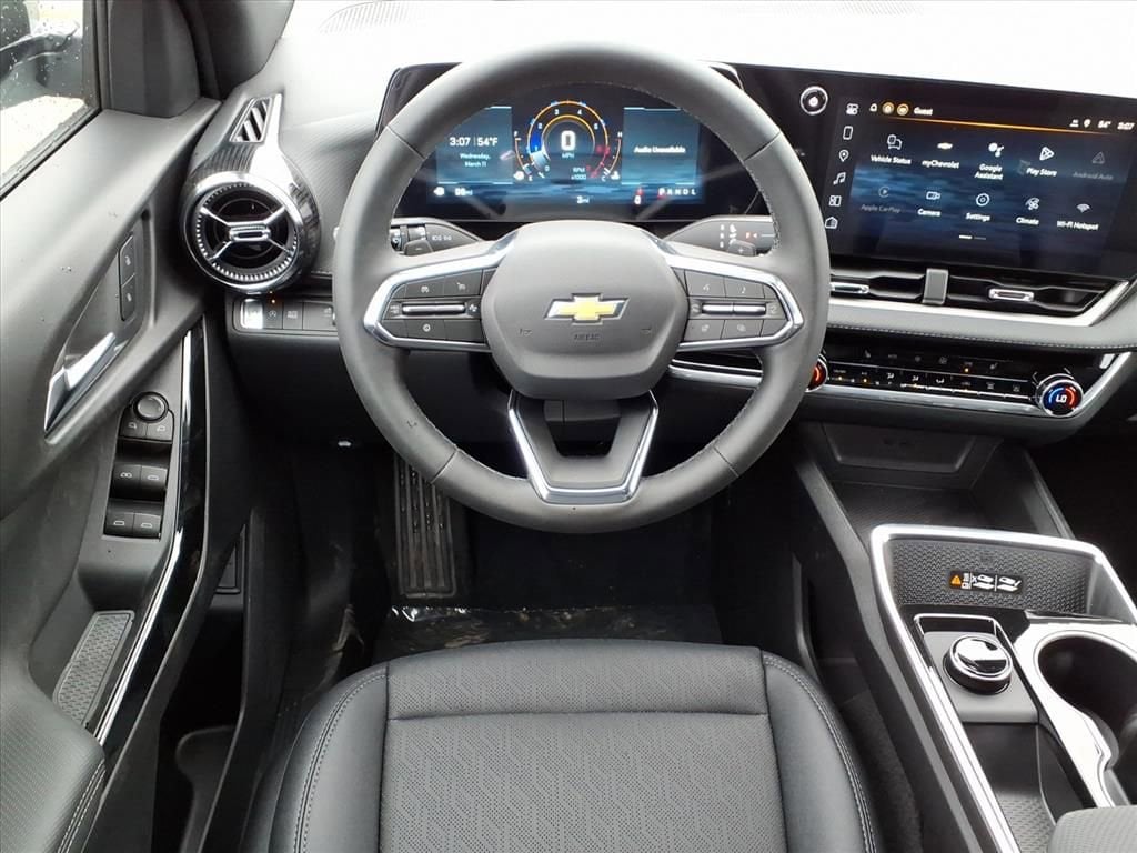Thumbnail: 2026 Chevrolet Equinox - 11