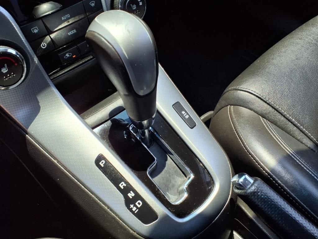 2012 Chevrolet Cruze LTZ 23