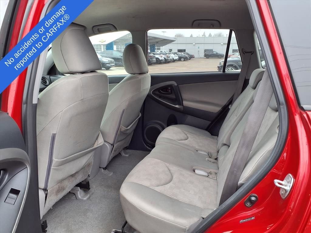 Thumbnail: 2010 Toyota RAV4 - 13