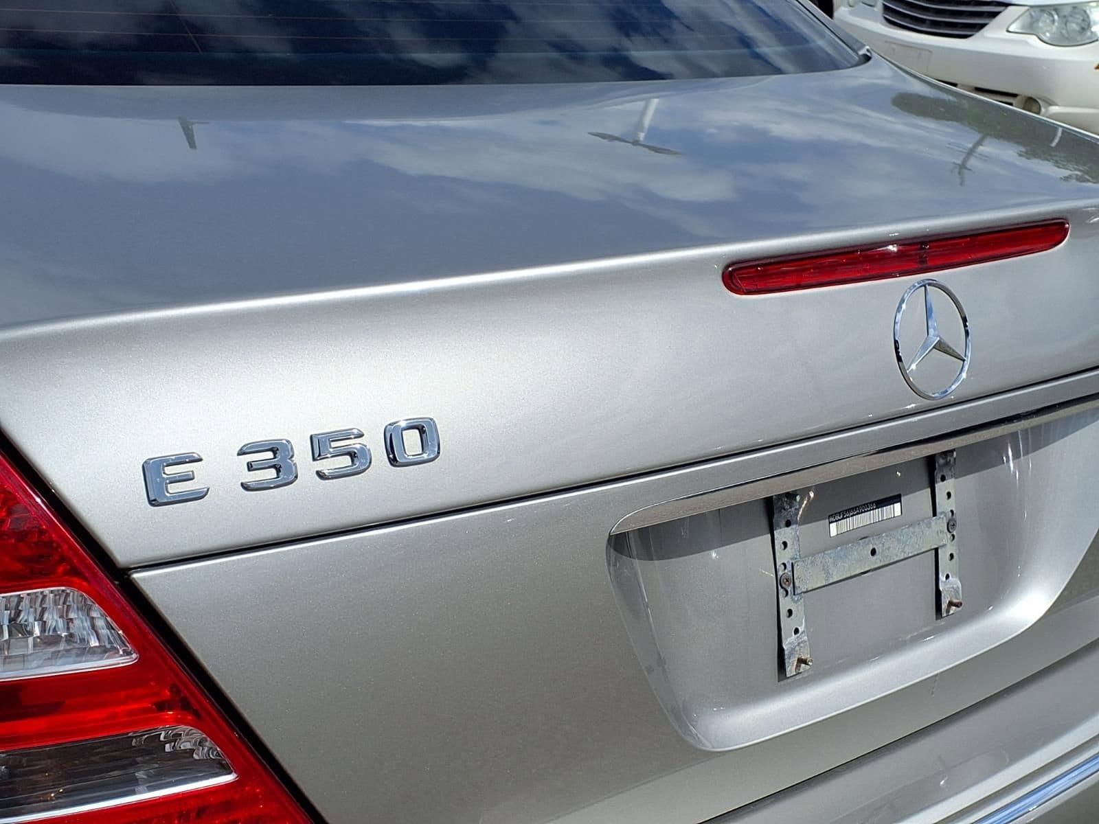 Thumbnail: 2006 Mercedes-Benz E-Class - 9