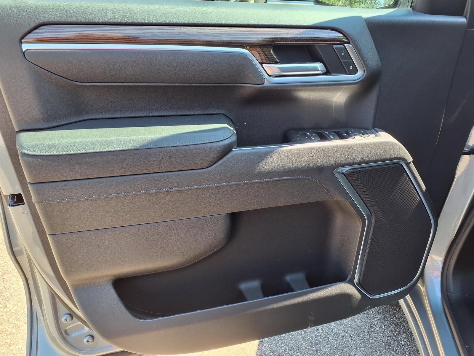 2026 Chevrolet Silverado 1500 LT - Photo 11