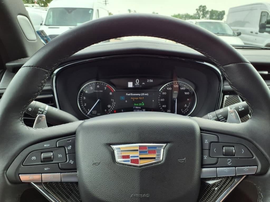 Thumbnail: 2023 Cadillac XT6 - 19