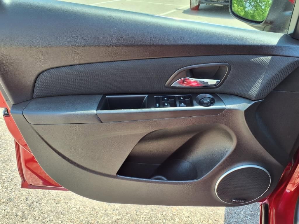 2012 Chevrolet Cruze LTZ 12