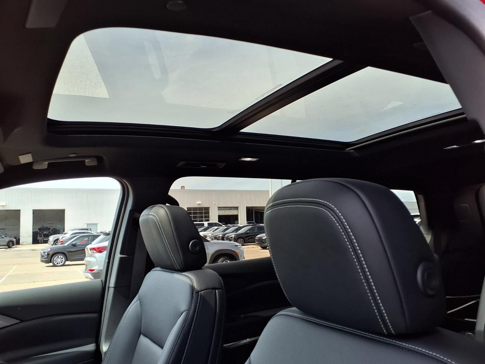 2027 Chevrolet Traverse LT - Photo 12