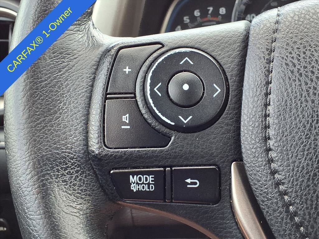 Thumbnail: 2014 Toyota RAV4 - 31