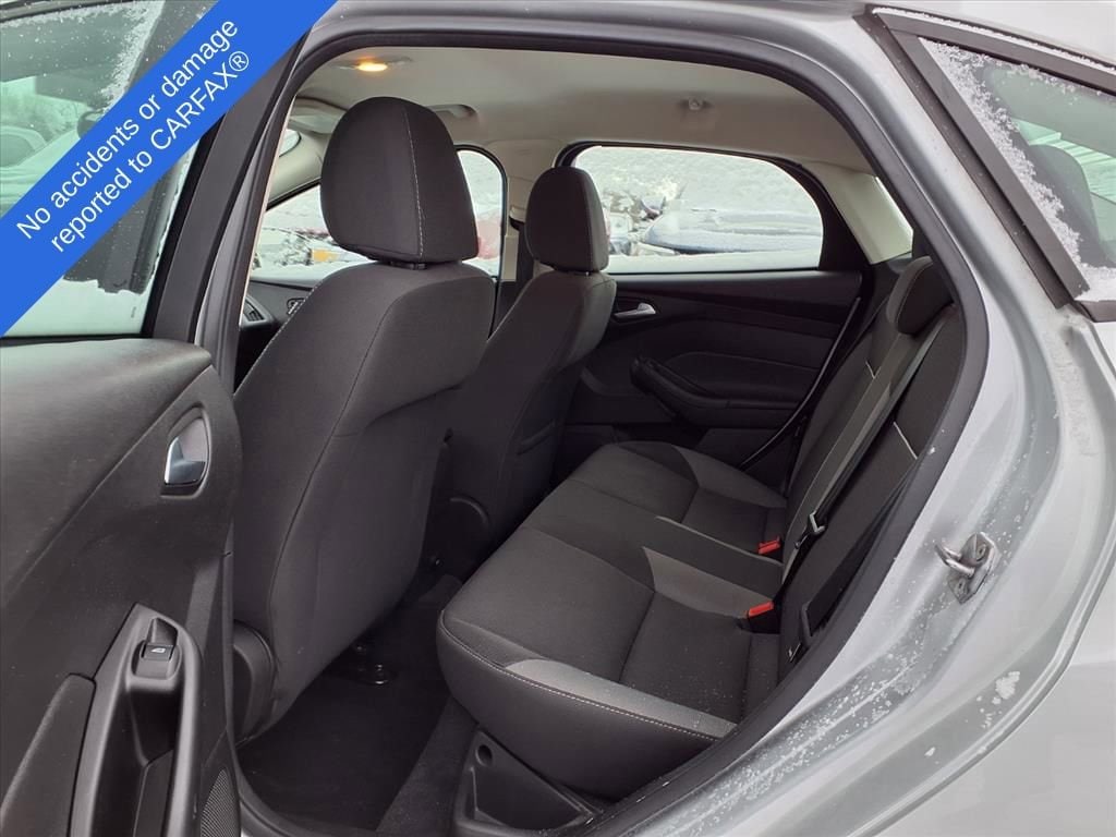 Thumbnail: 2012 Ford Focus - 11