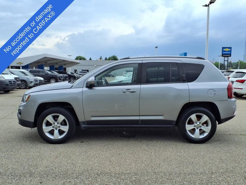 Thumbnail: 2015 Jeep Compass - 9