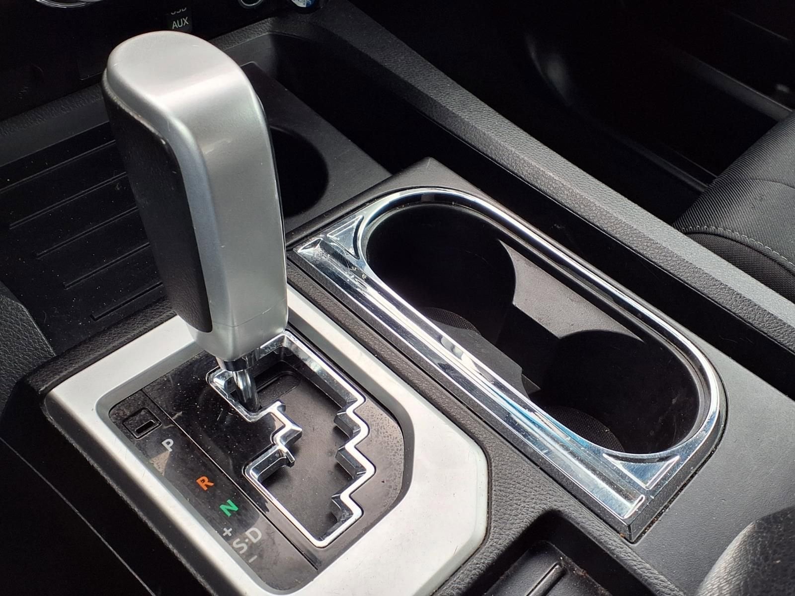 Thumbnail: 2015 Toyota Tundra - 23