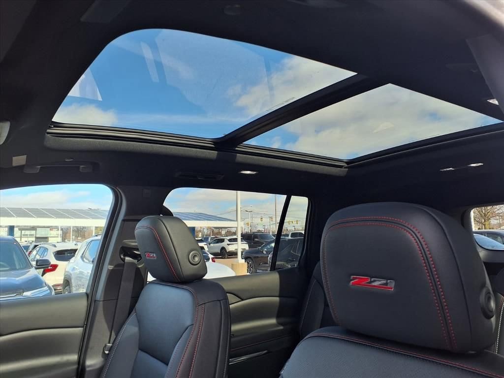 Thumbnail: 2026 Chevrolet Traverse - 13