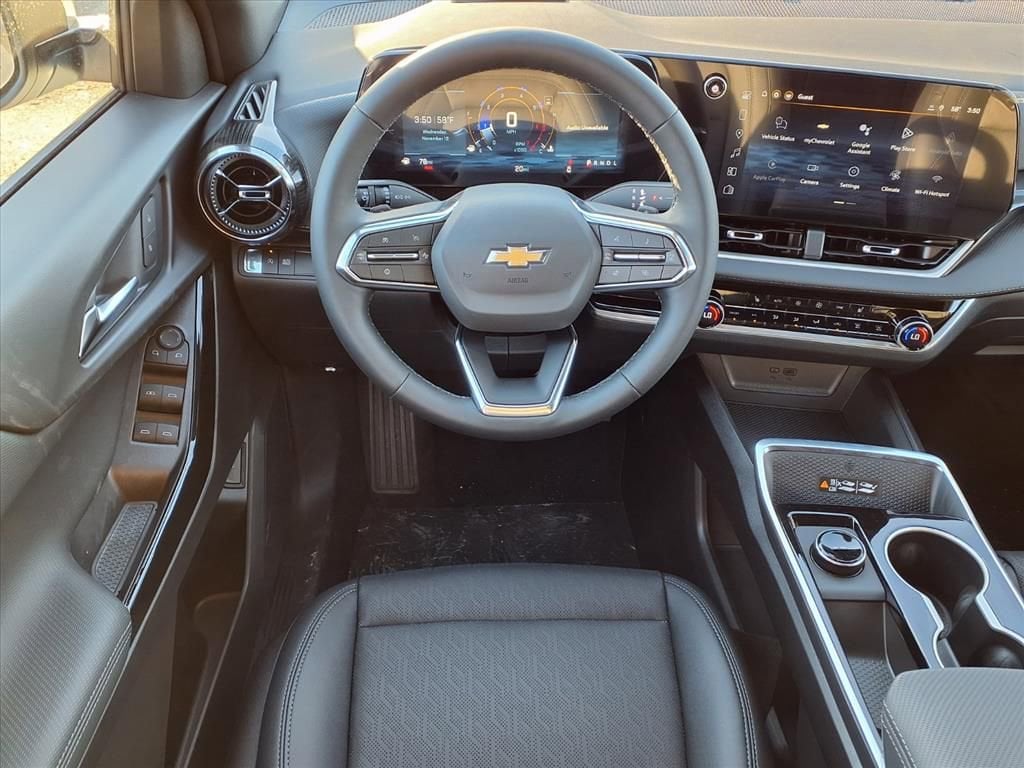 Thumbnail: 2026 Chevrolet Equinox - 11