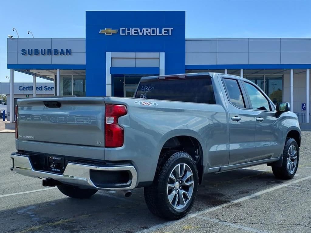 Thumbnail: 2026 Chevrolet Silverado 1500 - 4