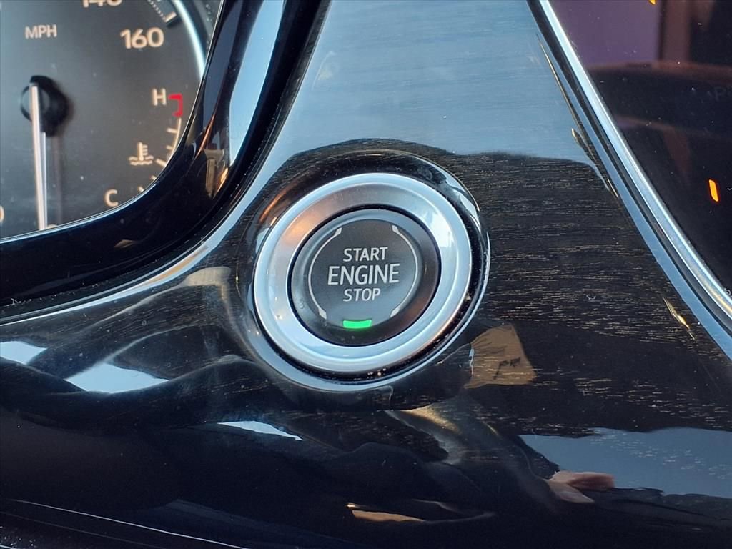 Thumbnail: 2022 Cadillac XT6 - 24