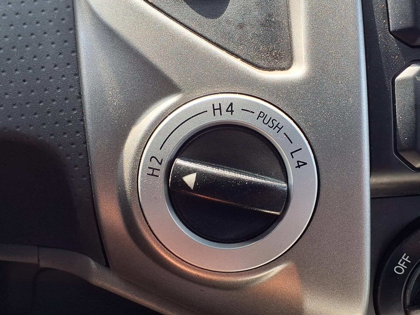 Thumbnail: 2012 Toyota Tacoma - 28