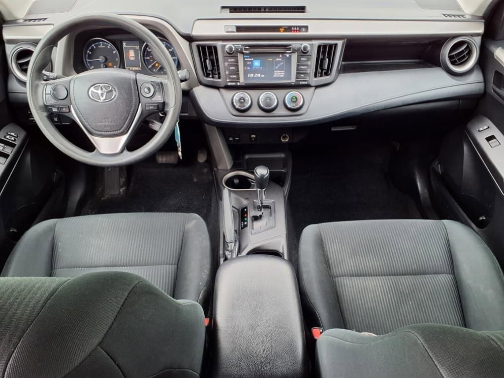 Thumbnail: 2018 Toyota RAV4 - 12