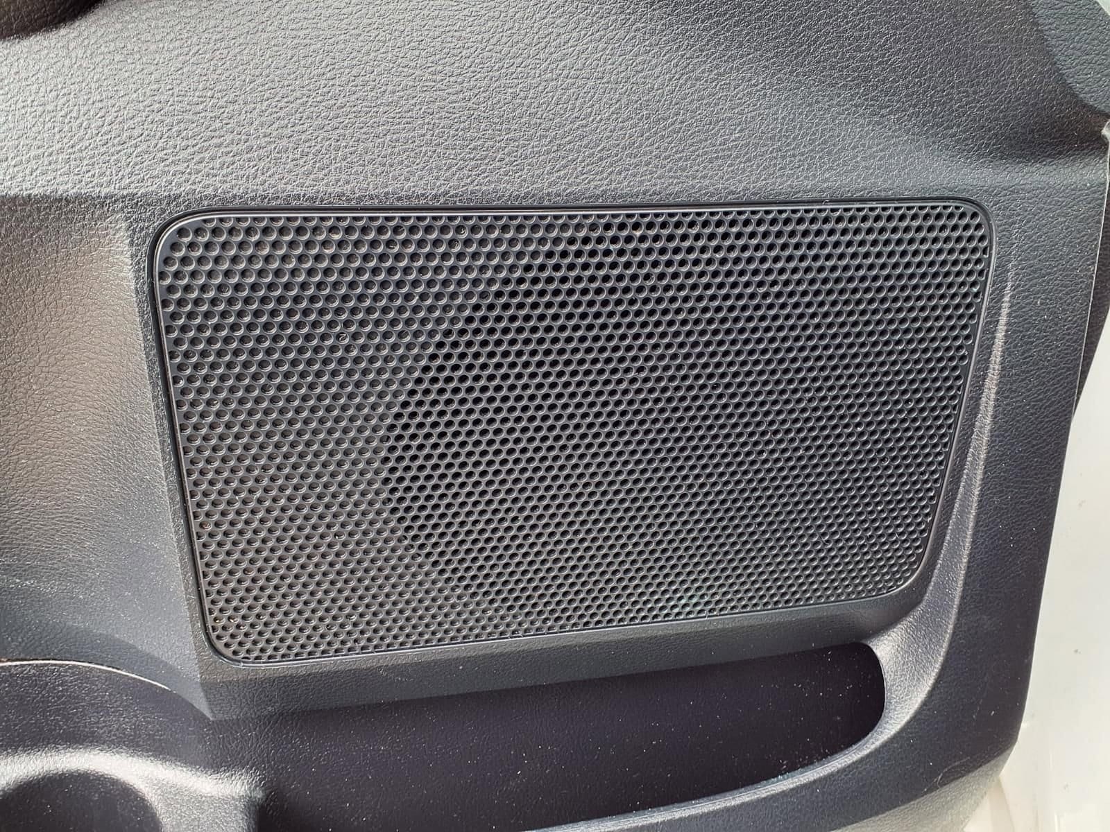 Thumbnail: 2015 Toyota Tundra - 17