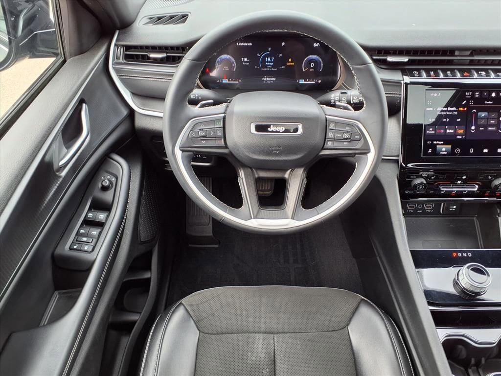 Thumbnail: 2023 Jeep Grand Cherokee L - 14