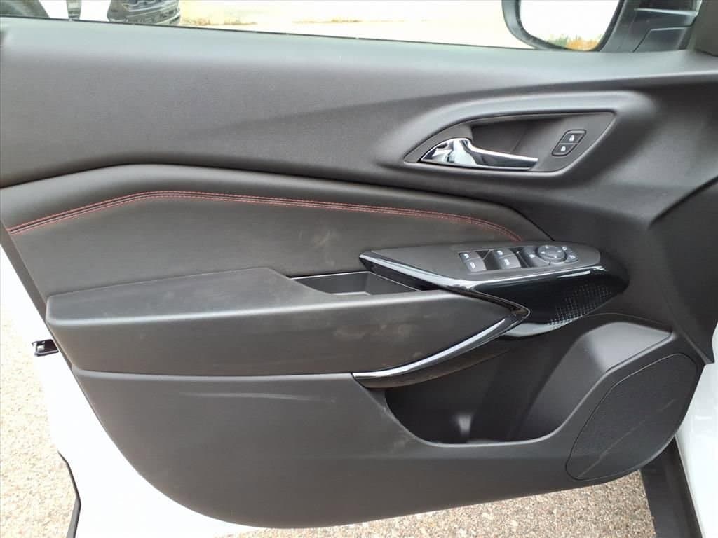 Thumbnail: 2026 Chevrolet Trax - 12