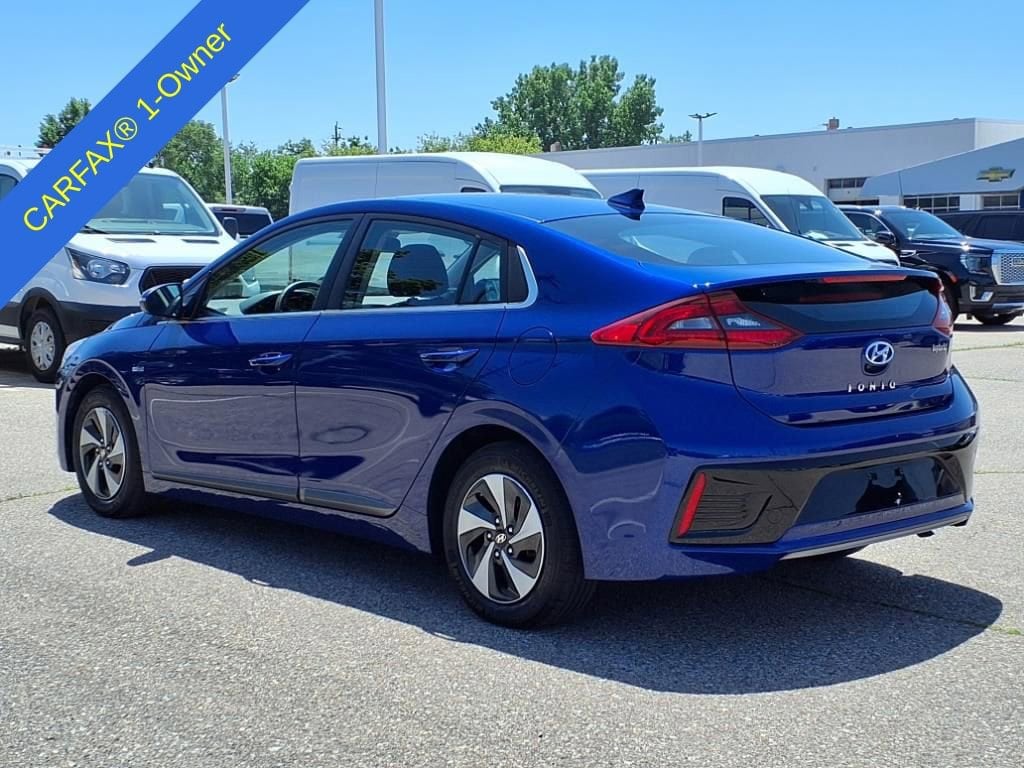 Thumbnail: 2019 Hyundai Ioniq - 8