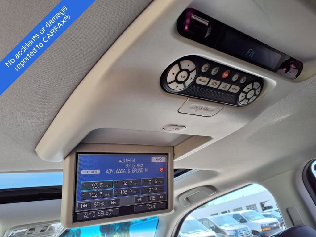 Thumbnail: 2011 Honda Pilot - 15