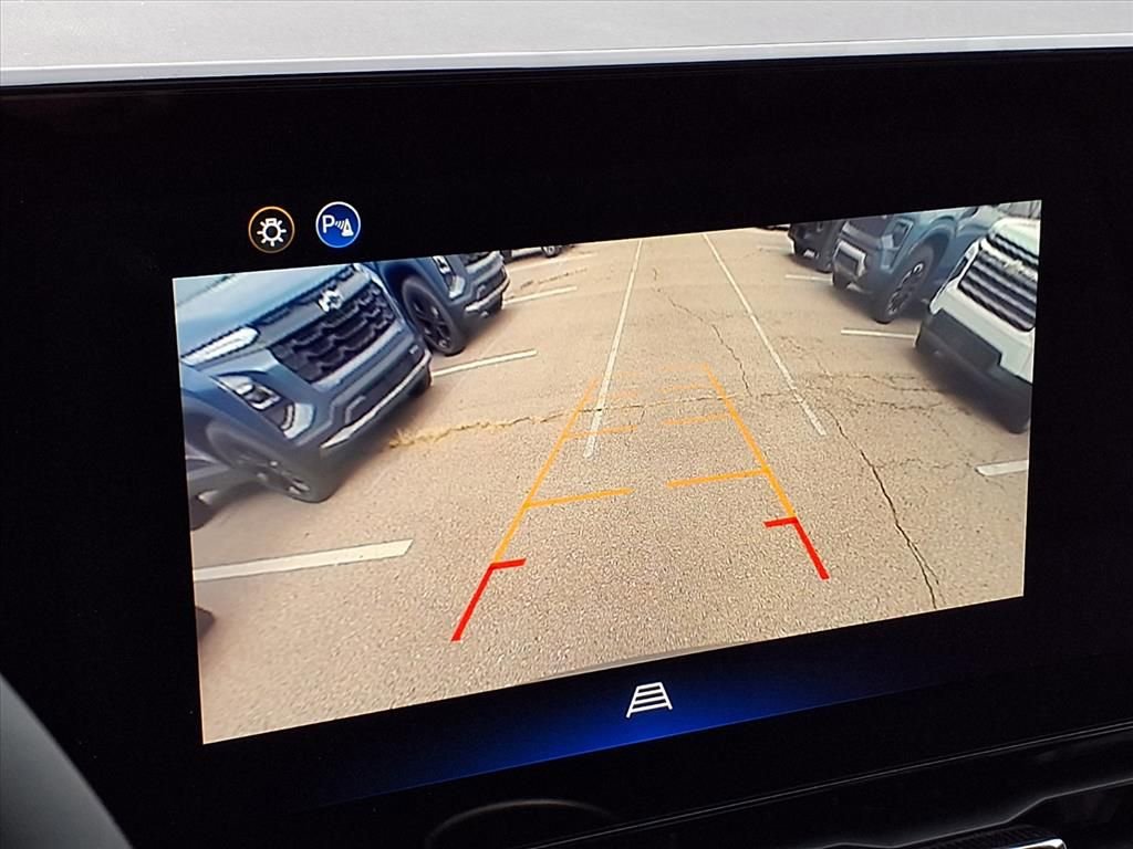 Thumbnail: 2026 Chevrolet Equinox - 21