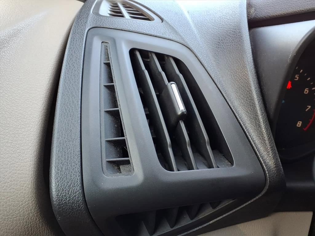 Thumbnail: 2014 Ford Transit Series - 27
