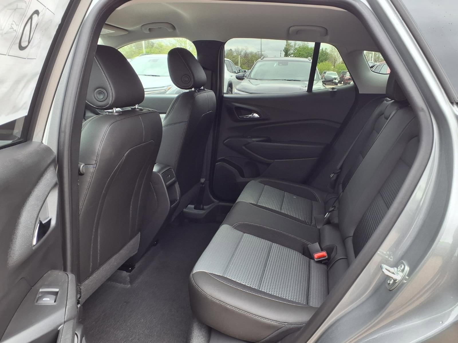 Thumbnail: 2026 Chevrolet Trax - 9
