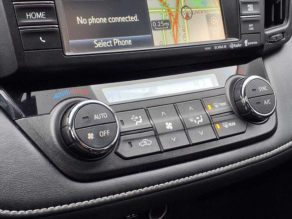 Thumbnail: 2016 Toyota RAV4 - 24