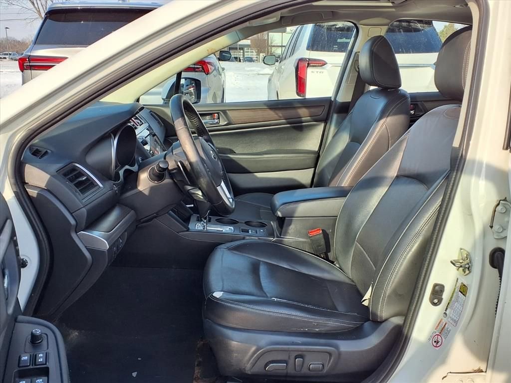 Thumbnail: 2016 Subaru Legacy - 16