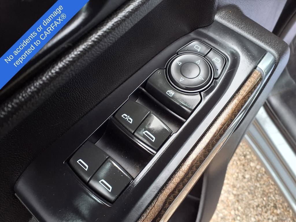 Thumbnail: 2020 Chevrolet Silverado 1500 - 18