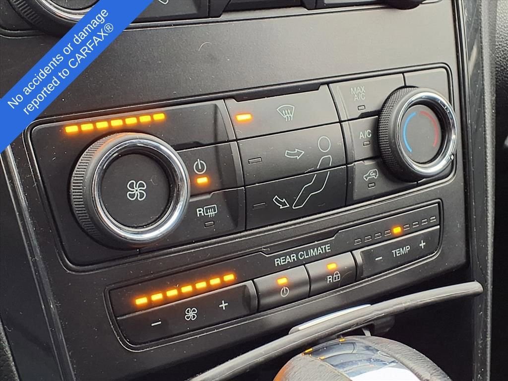 Thumbnail: 2019 Ford Explorer - 23